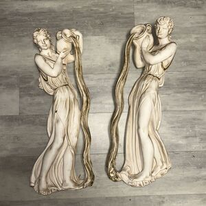 1958‎ UNIVERSAL STATUARY CORP. CHICAGO STATUE Pair OF ROMAN Women POURING Water